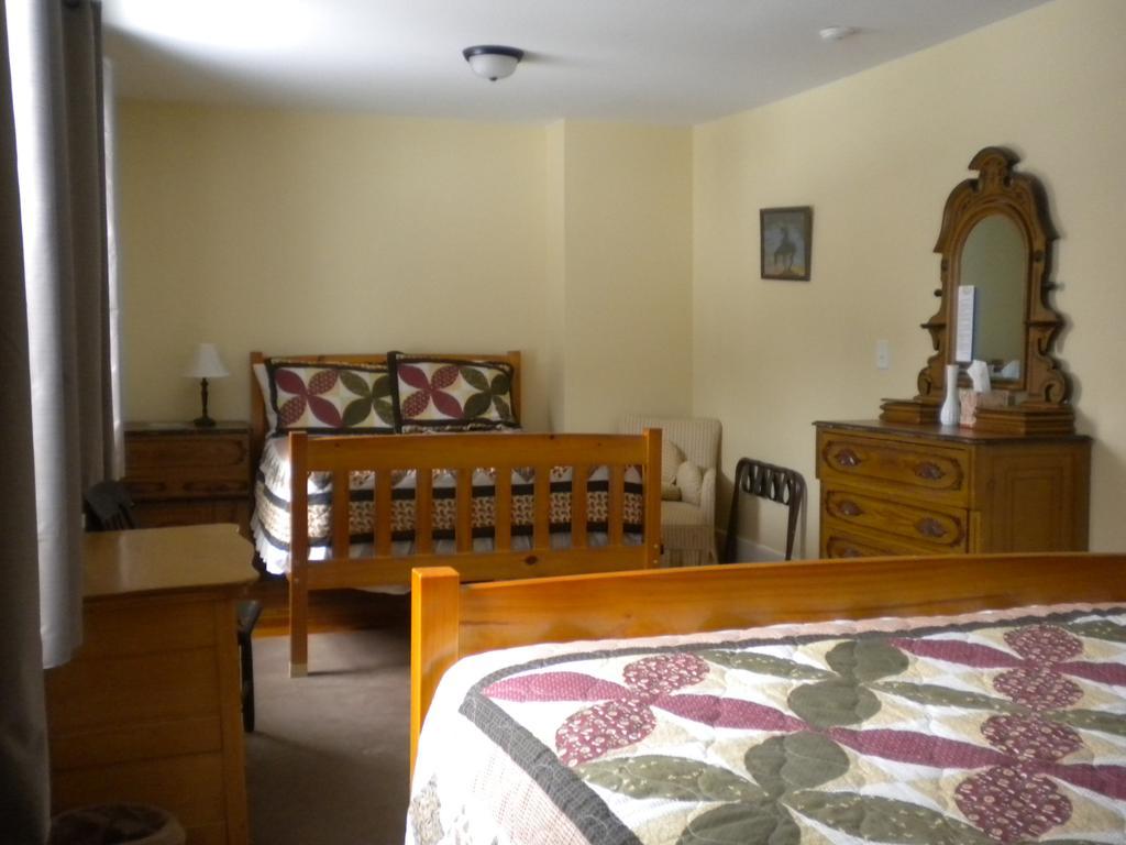 Caratunk The Sterling Inn المظهر الخارجي الصورة